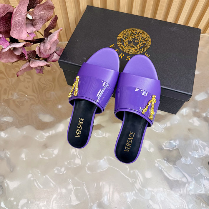 最高級ヴェルサーチェスーパーコピー VERSACE 2026年最新 特集 レディース 夏サンダル バイオレット 2631300 ヴェルサーチ 靴 セール - 画像 (8)