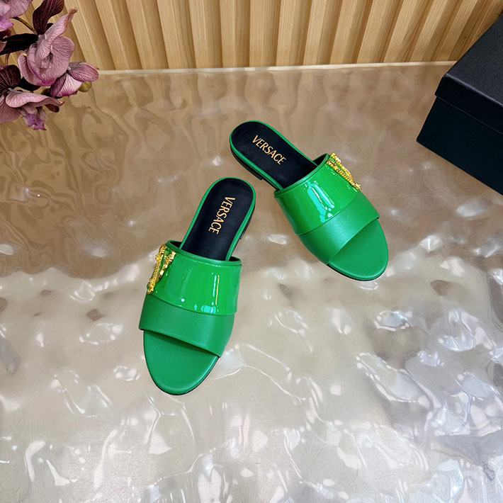 最高級ヴェルサーチェスーパーコピー VERSACE 2026年最新 特集 レディース 夏サンダル グリーン 2631301 ヴェルサーチ 靴 レディース - 画像 (5)