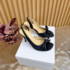 ディオール サンダル 新作