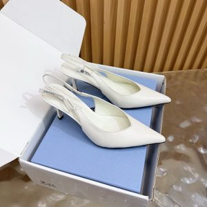 プラダ 靴 レディース