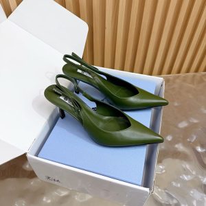 プラダ ミュール 新作