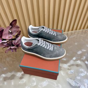 ロロピアーナ アウトレット 価格