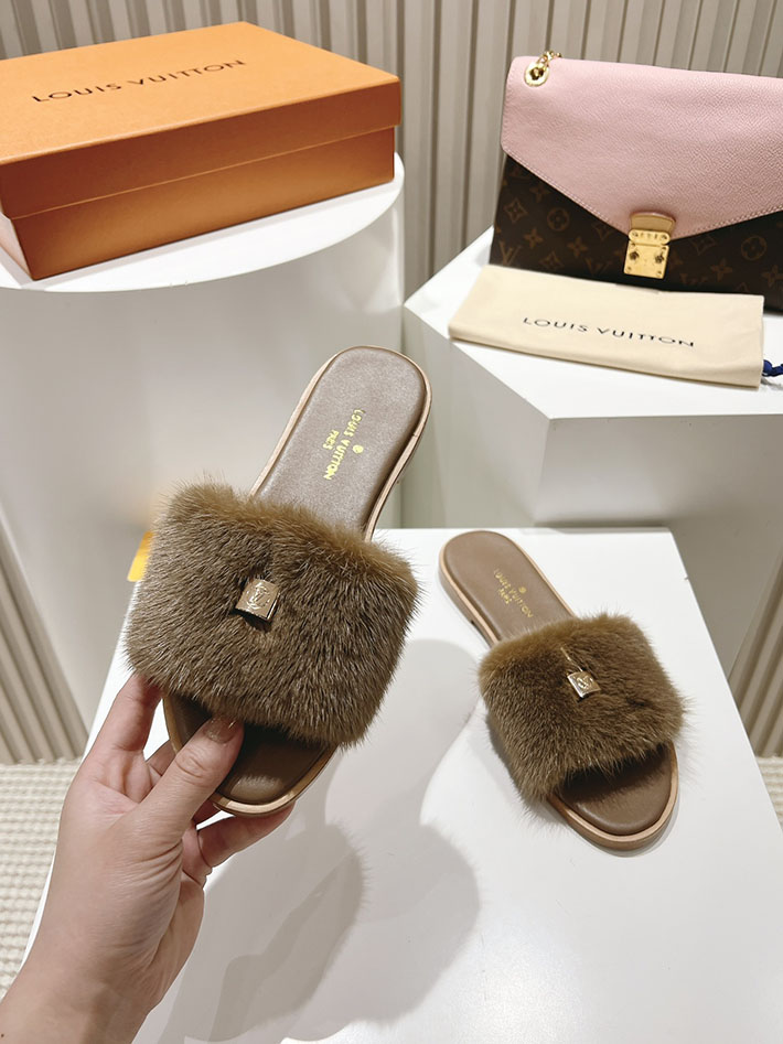 ルイヴィトン ファー サンダル LV Mule Lock It ミュール・ロックイット サンダル グレー 2631376 ヴィトン サンダル レディース - 画像 (6)