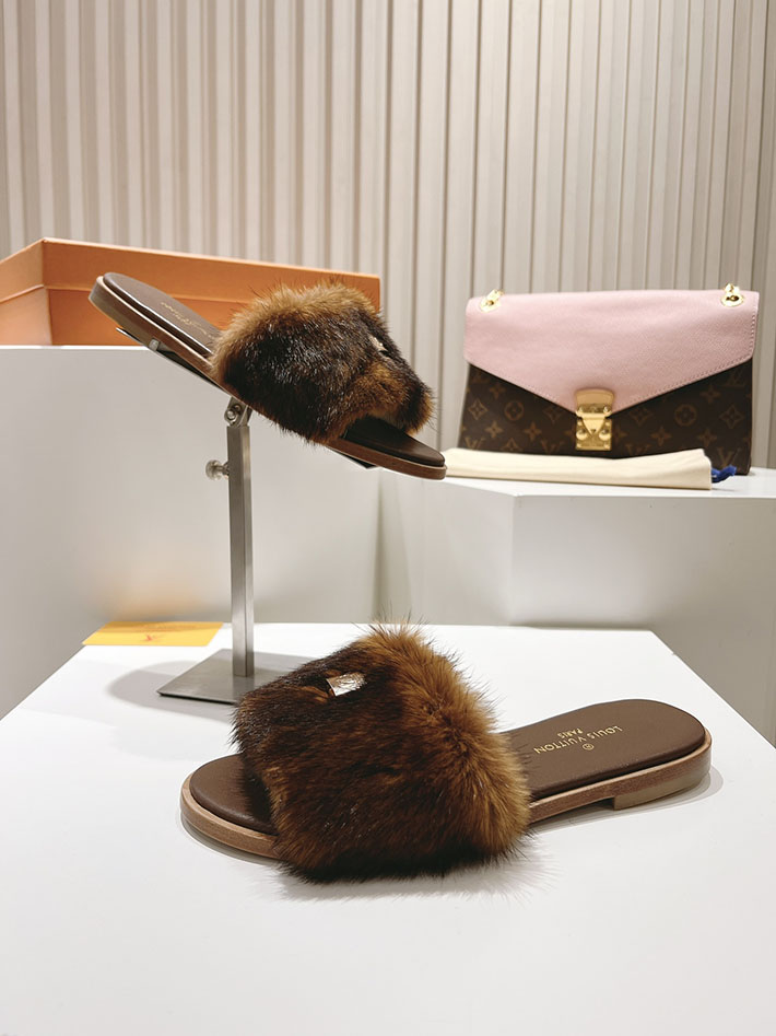 ルイヴィトン ファー サンダル LV Mule Lock It ミュール・ロックイット サンダル ブラウン 2631380 ルイヴィトン 靴 レディース - 画像 (5)