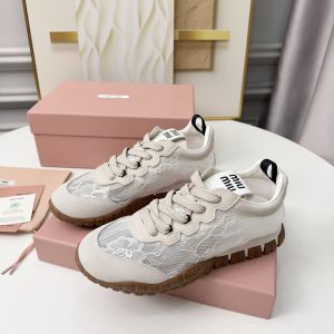 ミュウミュウ 靴 アウトレット