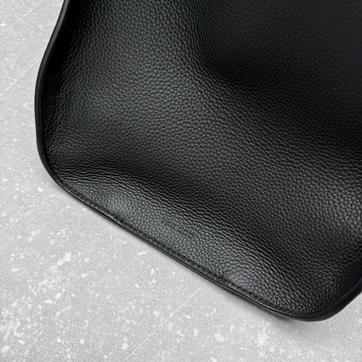 最高級ザロウスーパーコピー THE ROW Marlo 17 マルゴー17 レザー製のトートバッグ ブラック 2631428 マルゴー 17 定価 - 画像 (5)