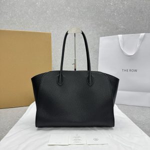 ザロウ マルゴー 芸能人