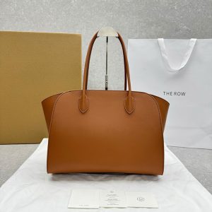 The Row マルゴー 価格