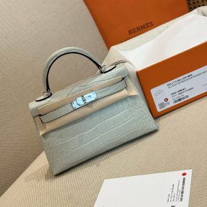 HERMES ケリー 定価