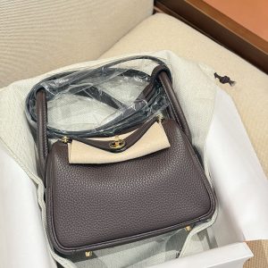 エルメス リンディ ミニ 定価