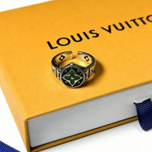 ルイヴィトン 指輪 メンズ