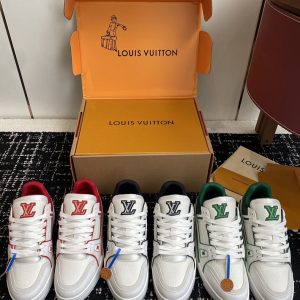 ルイヴィトン スニーカー 新作