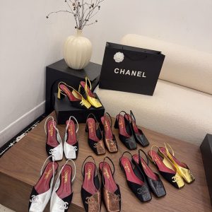 シャネル 靴 レディース