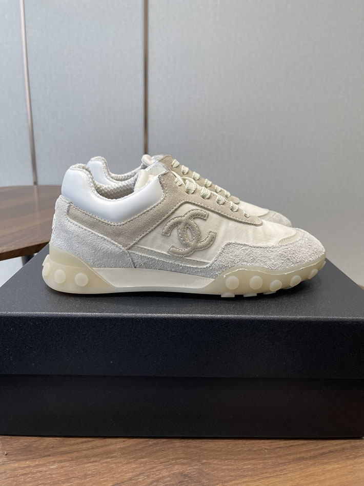 レディース 最高級シャネルスーパーコピー CHANEL 2026年春夏 新作 スニーカー G47269-B24494-UA404 シャネル スニーカー レディース 白 - 画像 (3)