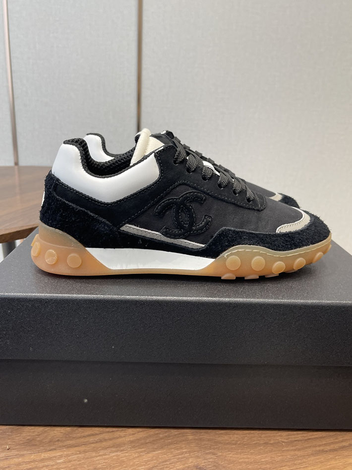 レディース 最高級シャネルスーパーコピー CHANEL 2026年春夏 新作 スニーカー 2630525 シャネル スニーカー レディース 黒 - 画像 (2)
