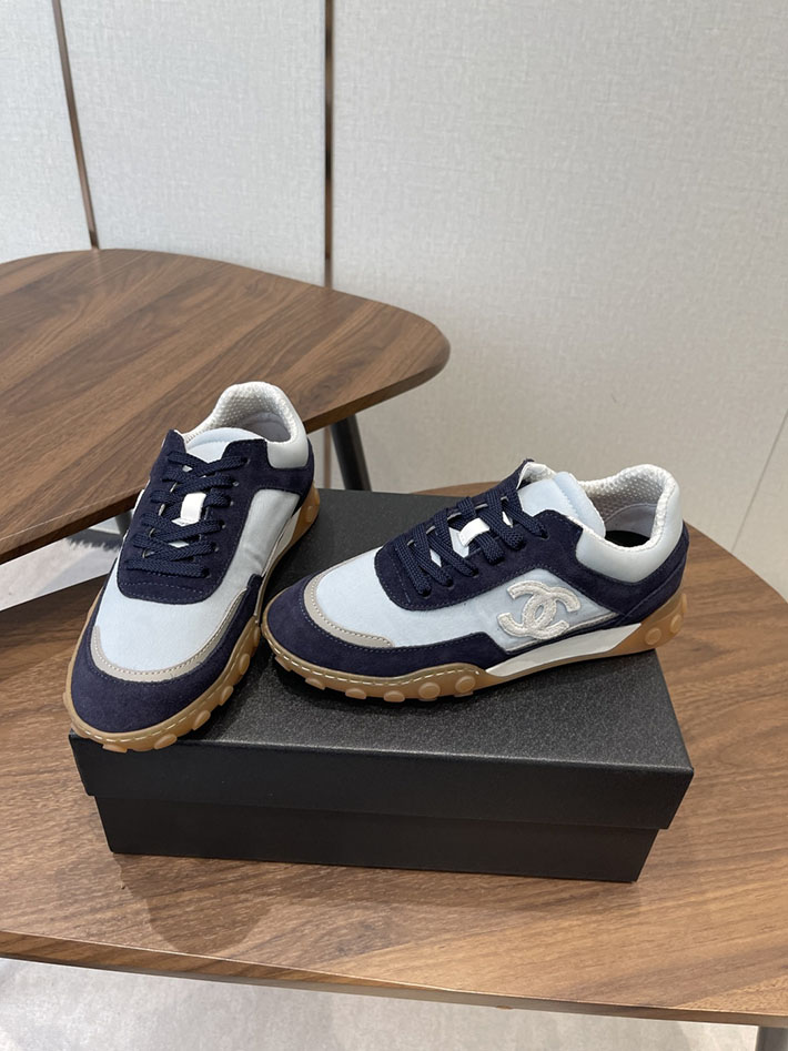 シャネル スニーカー 公式