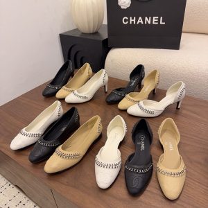 シャネル パンプス 定番