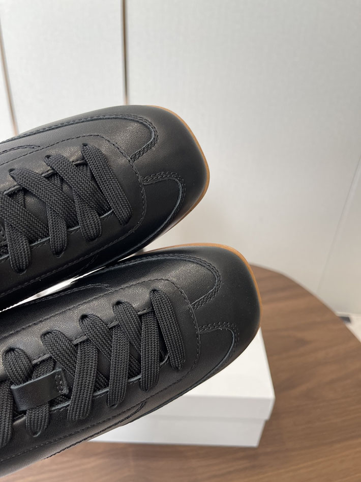 最高級ザロウスーパーコピー THE ROW 2026年春夏 新作 スニーカー マリー レディース ブラック 2630537 THE ROW スニーカー - 画像 (7)