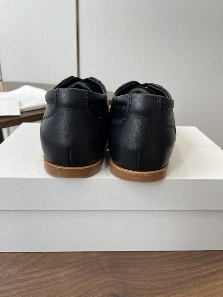 最高級ザロウスーパーコピー THE ROW 2026年春夏 新作 スニーカー マリー レディース ブラック 2630537 THE ROW スニーカー - 画像 (3)