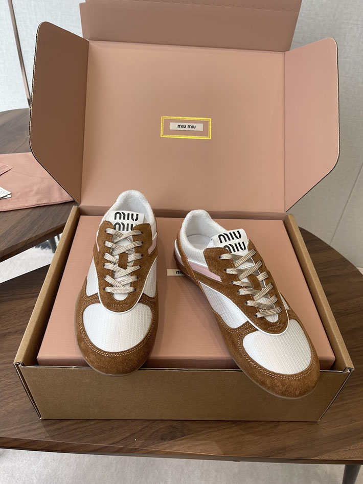 レディース MiuMiu ジムナジウム テクニカルファブリックxスエード スニーカー チョークホワイト/シナモン 5E428E_71L_F0TBK ミュウミュウ スニーカー アウトレット - 画像 (7)