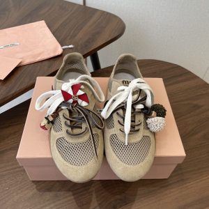 MIUMIU 靴 レディース