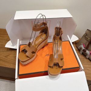 HERMES 靴 サンダル