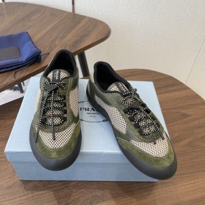 プラダスニーカー 安い