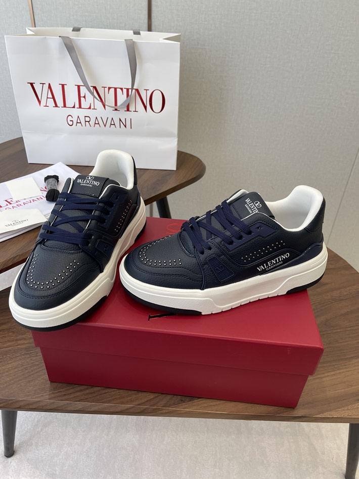 メンズ・レディース兼用 最高級ヴァレンティノスーパーコピー VALENTINO シューズ 靴 ロートップ スニーカー ネイビー 2630627 ヴァレンティノ スニーカー メンズ - 画像 (9)