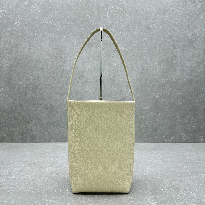 最高級ザロウスーパーコピー THE ROW Small N/S Park Tote スモール パーク トート バッグ ホワイト 2631627 ザロウ トートバッグ 田中みな実 - 画像 (8)