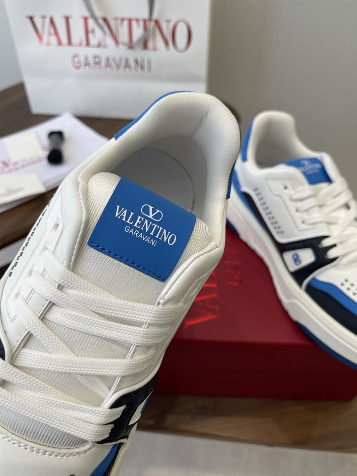 メンズ・レディース兼用 最高級ヴァレンティノスーパーコピー VALENTINO シューズ 靴 ロートップ スニーカー ホワイト 2630630 ヴァレンティノ スニーカー アウトレット - 画像 (6)