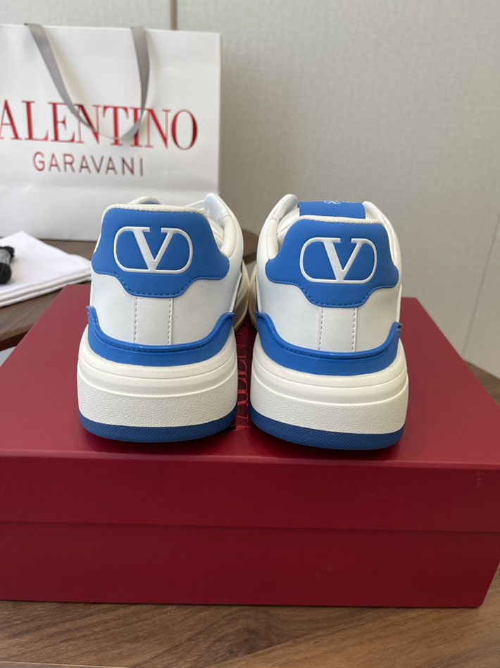 メンズ・レディース兼用 最高級ヴァレンティノスーパーコピー VALENTINO シューズ 靴 ロートップ スニーカー ホワイト 2630630 ヴァレンティノ スニーカー アウトレット - 画像 (5)