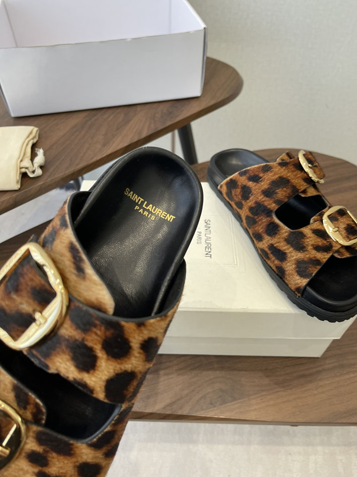 最高級サンローランスーパーコピー Saint Laurent レディース フラットサンダル メタルバックル ブラウン 2630650 レディース サンダル おしゃれ - 画像 (5)