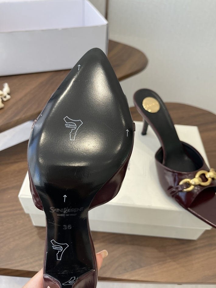 最高級サンローランスーパーコピー YSL 2026 新作 シューズ 靴 レザー 75mm ヒールミュール ワインレッド 2630661 ミュール サンダル 歩きやすい - 画像 (4)