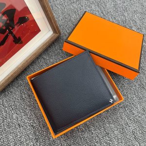 エルメス 財布 公式 値段