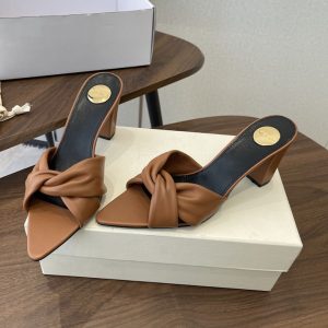 夏サンダル レディース 歩きやすい