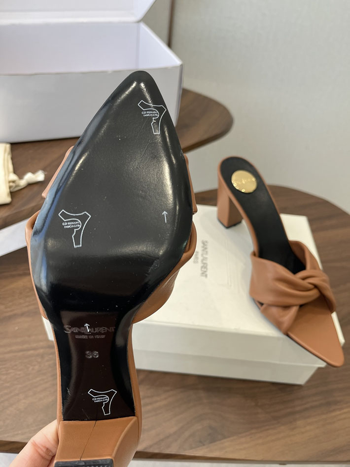 最高級サンローランスーパーコピー YSL 2026 新作 シューズ 靴 レザー 75mm ヒールミュール ブラウン 2630672 夏サンダル レディース 歩きやすい - 画像 (4)