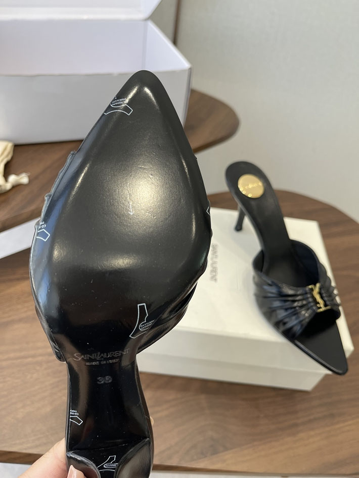 最高級サンローランスーパーコピー YSL 2026 新作 バビロン ミュール スムースレザー シューズ ブラック 2630675 ヒール サンダル 歩きやすい ブランド - 画像 (4)
