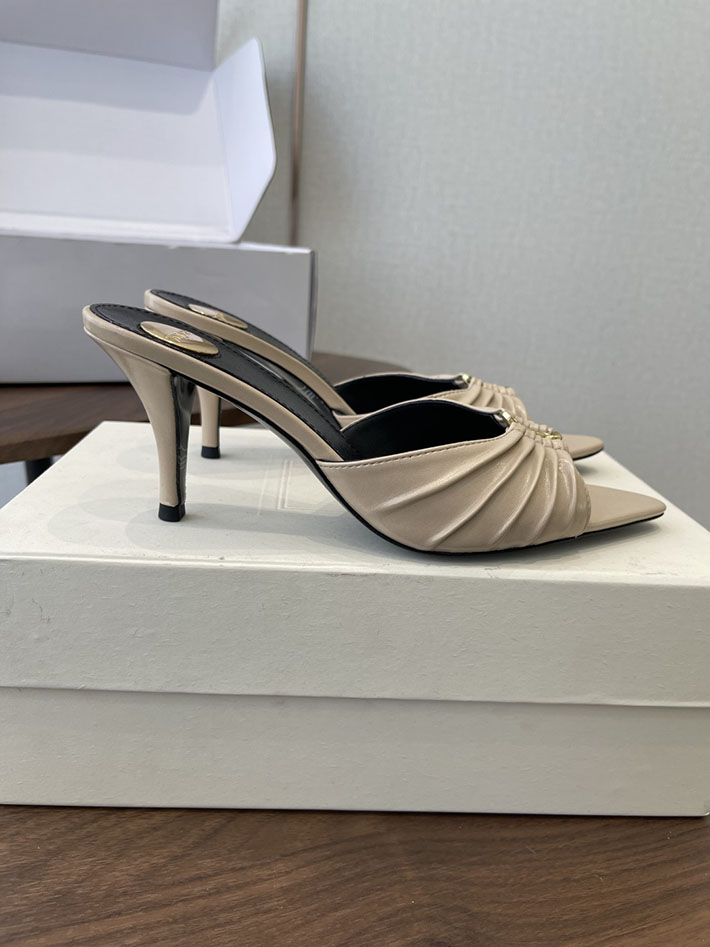 最高級サンローランスーパーコピー YSL 2026 新作 バビロン ミュール スムースレザー シューズ ベージュ 2630680 ミュール サンダル ヒール - 画像 (2)