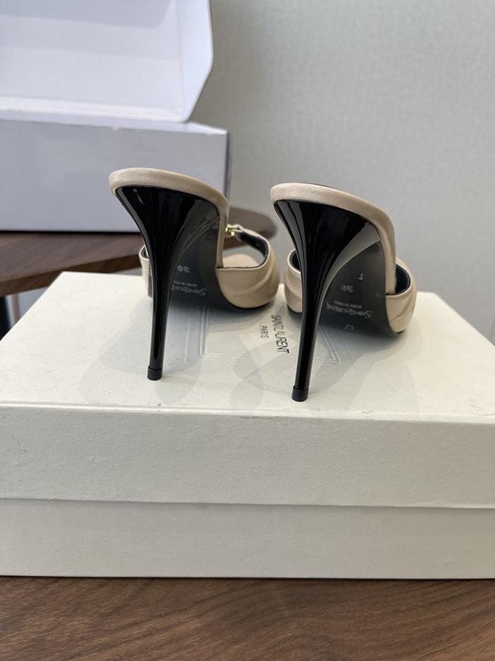 最高級サンローランスーパーコピー YSL 2026新作 95mmヒール バビロン ミュール スムースレザー ベージュ 2630682 ミュールサンダル レディース きれいめ - 画像 (5)