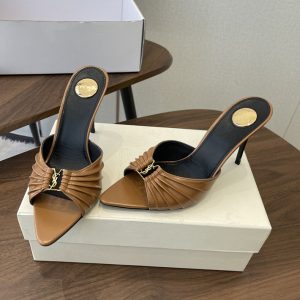 ヒールミュール ポインテッドトゥ きれいめ