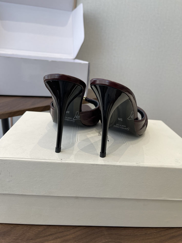 最高級サンローランスーパーコピー YSL 2026新作 95mmヒール バビロン ミュール スムースレザー ワインレッド 2630687 ミュール 人気 ブランド - 画像 (5)