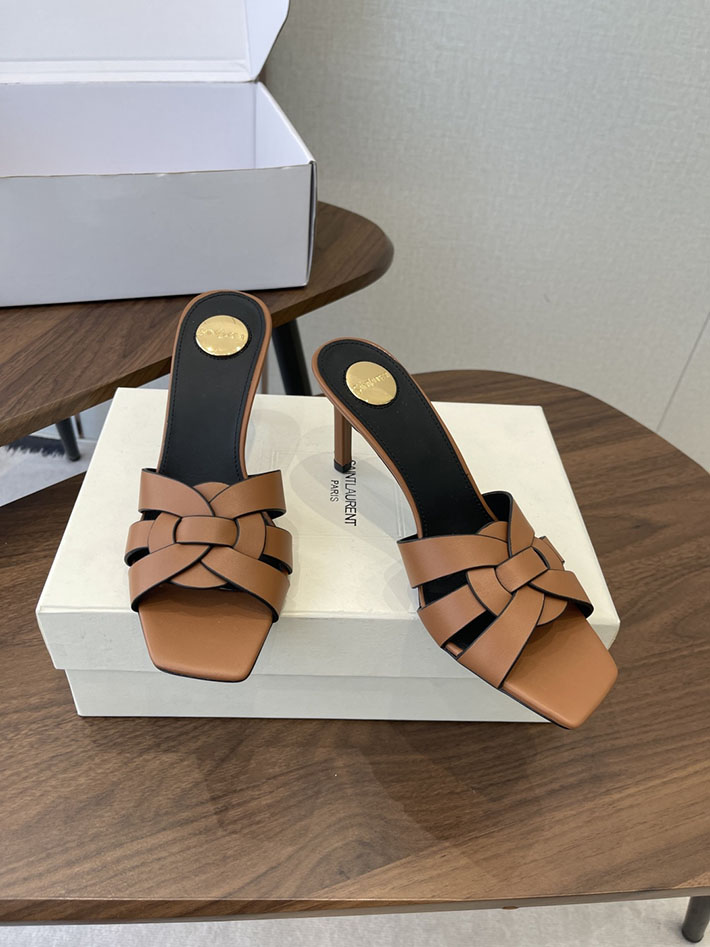 最高級サンローランスーパーコピー YSL 2026 新作 Pre-Loved サンダル レディース ヒール高め ブラウン 2630689 ヒール 可愛い ブランド - 画像 (9)