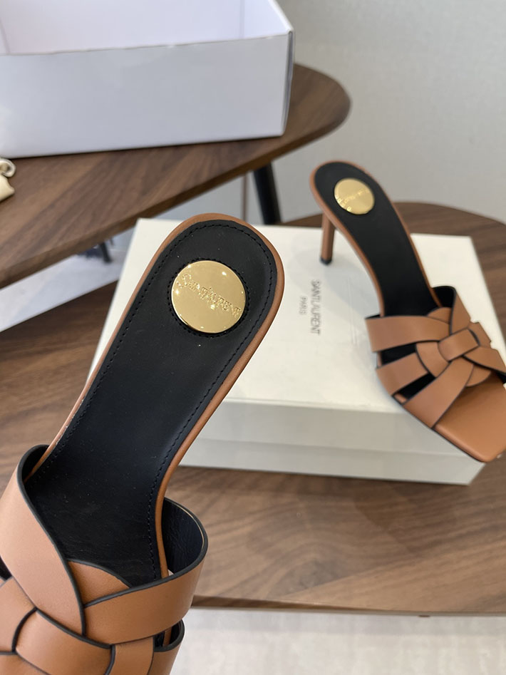 最高級サンローランスーパーコピー YSL 2026 新作 Pre-Loved サンダル レディース ヒール高め ブラウン 2630689 ヒール 可愛い ブランド - 画像 (5)