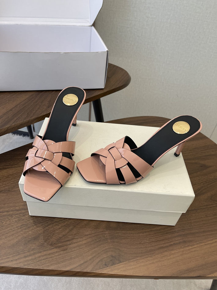 ヒール 可愛い 歩きやすい