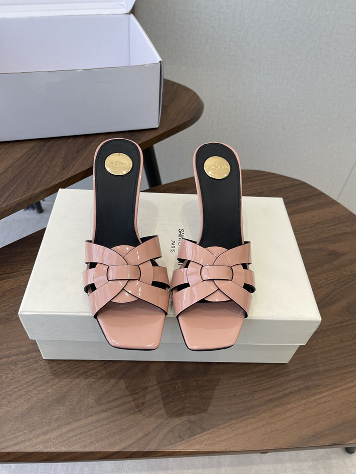 最高級サンローランスーパーコピー YSL 2026 新作 Pre-Loved サンダル レディース ヒール高め ピンク 2630690 ヒール 可愛い 歩きやすい - 画像 (3)