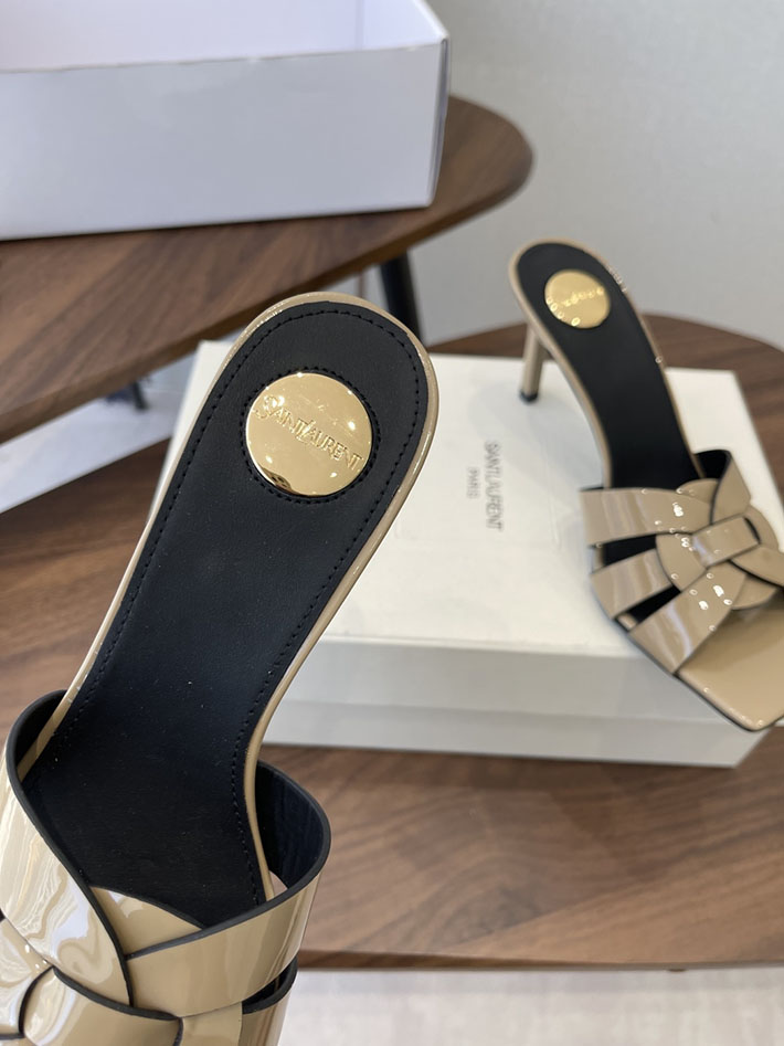 最高級サンローランスーパーコピー YSL 2026 新作 Pre-Loved サンダル レディース ヒール高め グレー 2630691 ヒール おしゃれ ブランド - 画像 (5)