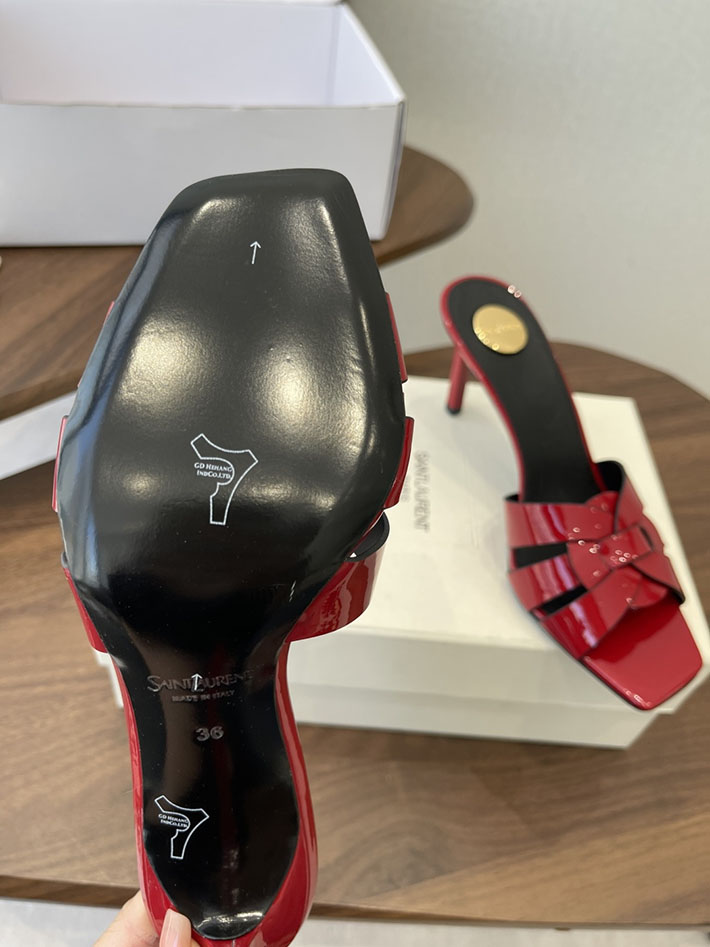 最高級サンローランスーパーコピー YSL 2026 新作 Pre-Loved サンダル レディース ヒール高め レッド 2630693 ヒール 可愛い 歩きやすい - 画像 (4)