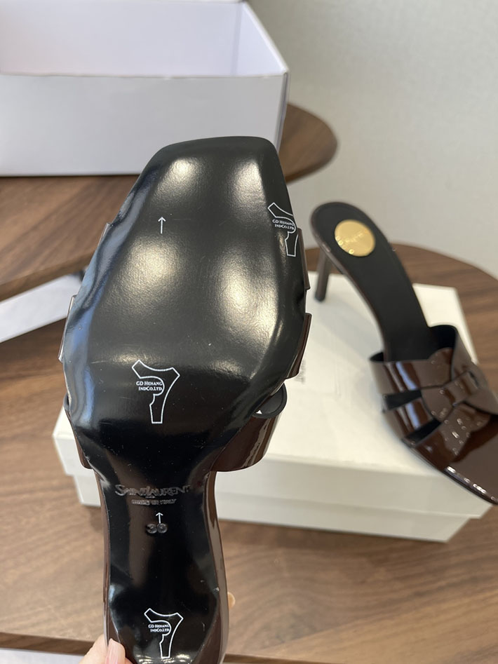 最高級サンローランスーパーコピー YSL 2026 新作 Pre-Loved サンダル レディース ヒール高め 茶色 2630694 ヒール レディース 人気 - 画像 (4)