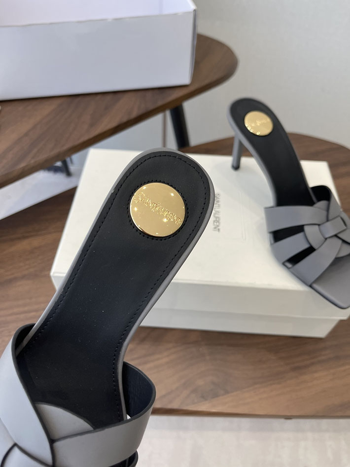 最高級サンローランスーパーコピー YSL 2026 新作 Pre-Loved サンダル レディース ヒール高め グレー 2630701 夏サンダル レディース 歩きやすい - 画像 (6)