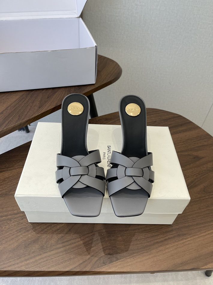最高級サンローランスーパーコピー YSL 2026 新作 Pre-Loved サンダル レディース ヒール高め グレー 2630701 夏サンダル レディース 歩きやすい - 画像 (3)